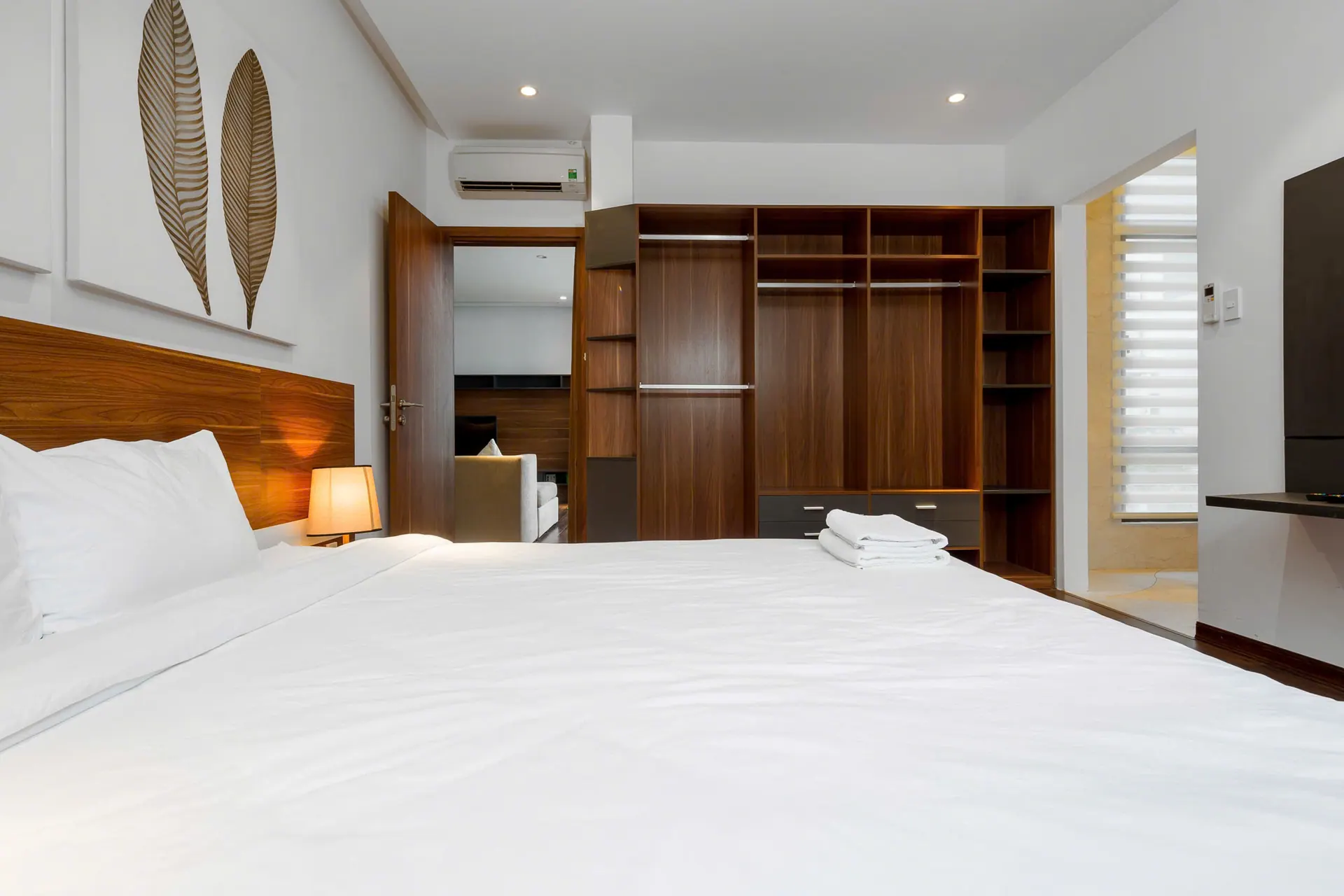 The Stunning Luxurious Villa by My Khe beach An Hai 31